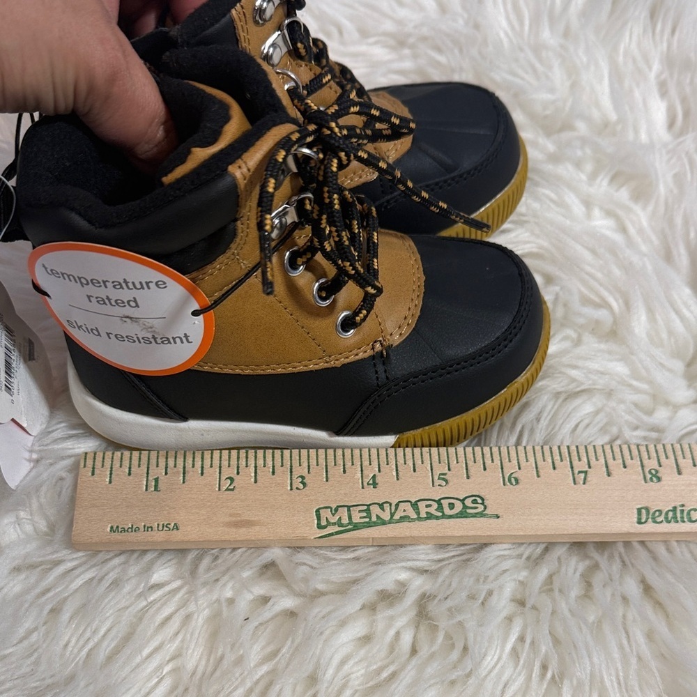 NWTKids Black and Tan Insulated Winter Boots - Temperature Rated, Skid Resistant - Picture 7 of 9